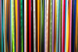 ぽっちゃりはサロペットを着ると胸が目立つ？着やせするアイテムや着こなしを解説！