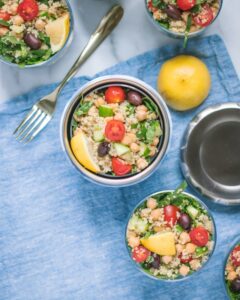 海持っていけばよかった食べ物は？子連れに必要なものなや便利グッズをご紹介！